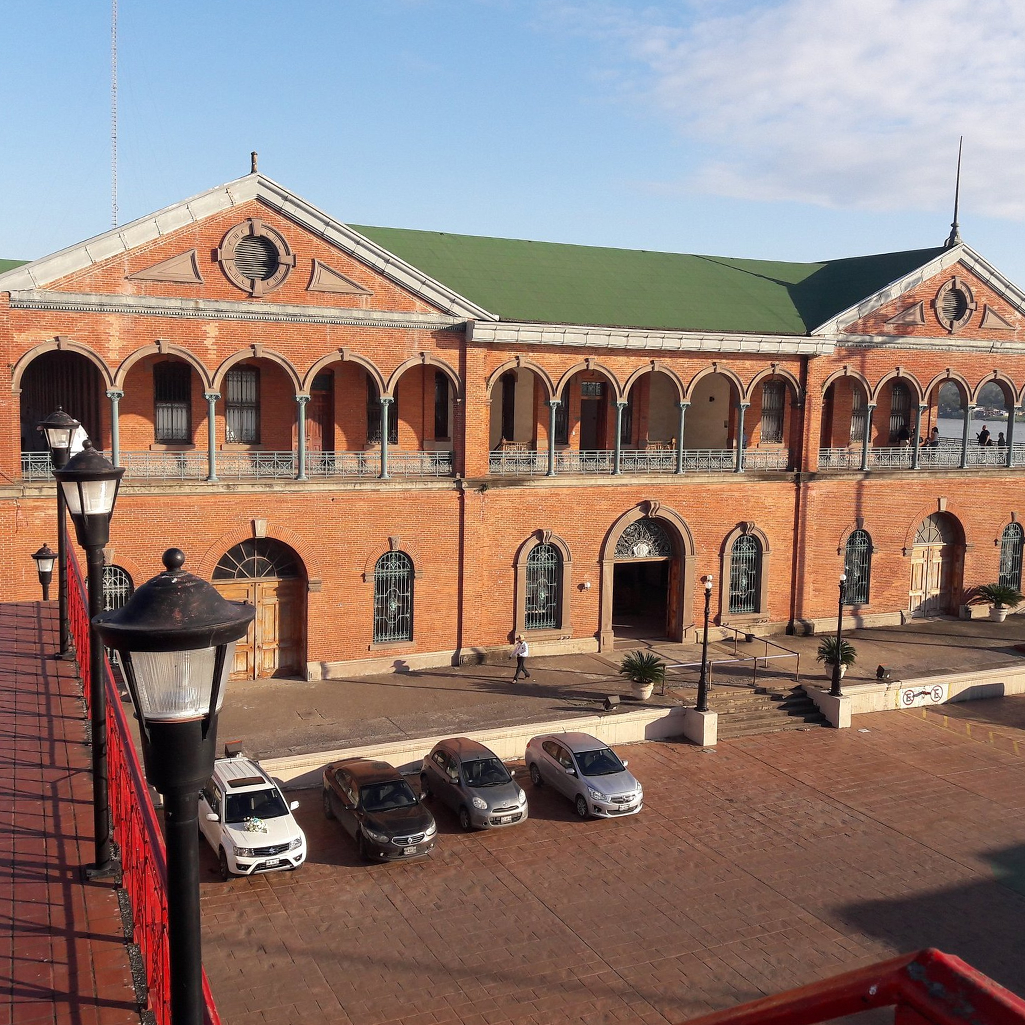 Sin título-1_0000_Capa 4